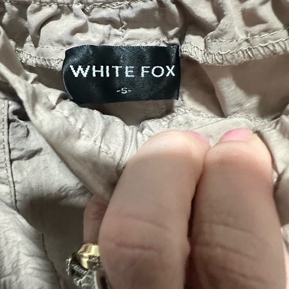 WHITE FOX TAN PARACHUTE JOGGERS NWOT SIZE SMALL - Picture 4 of 4